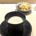 鮨 西崎 - 白子の摺流しの茶碗蒸し。