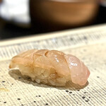 鮨 西崎 - ８日目のシマアジ。もともと味がしっかりの魚種ですが、マシマシです！