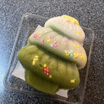 一炉庵 - もみの木　抹茶練り切り