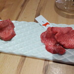 熟成和牛焼肉エイジング・ビーフ TOKYO - 熟成　before afte