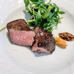 La Brianza - 鹿児島県産A5和牛フィレ炭火焼き檜の香りロメスコソースタスマニア産粒マスタード。サシのきめ細やかな柔らかい食べ心地のフィレ、素材の良さ脂の甘み。たぶん年末年始だからこその厳選素材ありがとうございます☆