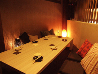 焼鳥DiningYUTORI - お座敷のロフト席は個室にもなっています。貸切もOK！プライベートな宴会・パーティーに！