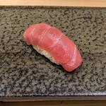 すし小粋 - 鮪のとろける赤身