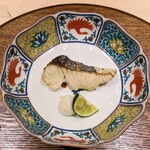 すし小粋 - 鰆の焼き物、脂ののり方が最高