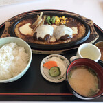 くまもと中央カントリークラブ - チーズハンバーグ定食
