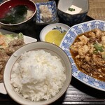 福建家庭料理 旬の香 - 唐揚げ麻婆豆腐セット850円