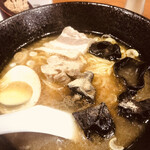 上海餃子 りょう華 - 赤湯麺