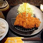 Katsumasa - 厚切りジャンボロースカツ定食(通常1982円＋税→肉の日価格1600円＋税)