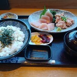 勝浦港 市場食堂 勝喰 - 