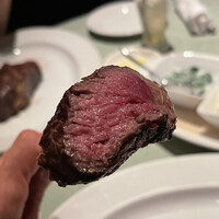 37 Steakhouse & Bar - 