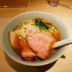 まるえ中華そば - 特級焼きかたくちいわし中華そば1200円