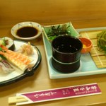 茶そばと盛り合わせ