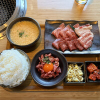 焼肉 ギュウトピア - 