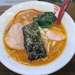 かまや食堂 - こういう味噌ラーメンは、ありそうで無いな