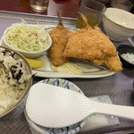 なみ - ご飯は3種食べ放題