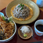 Sobadokoro Ashitaba - 海老天丼と蕎麦 1560円。