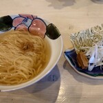 ABRI Sake&Beer Dining - のどぐろ煮干しだしらーめん ¥950