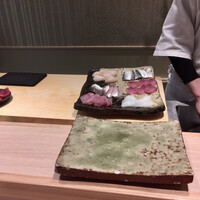 吉凰 はなれ - 店内、本日のネタ(一部)