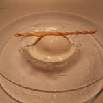 オーベルジュ・ド・リル - 白桃のメルバ風　バラの香りを添えて