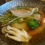 Kitari kyuu - 海鮮鍋
                        