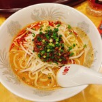 南京町 友好飯店 - 坦々麺