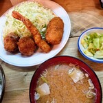 Tonkatsu Kitahachi - ミックスフライ定食