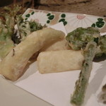 柳家 - 2013.06山菜天婦羅(天然たらのめ、こごみ、山うど)