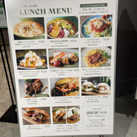 COLONIAL BEACH 横浜ハンマーヘッド - 