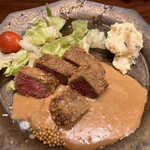 193115273 - 肉料理（ステーキ）