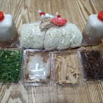 大龍ラーメン 合川店 - 宅配中身の一部