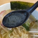 貝出汁ラーめんクラム - スープ