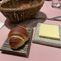 ＴＳＵＫＩＭＩＳＯ - ロールパン