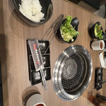 Yakiniku Horumon Karubirando - 