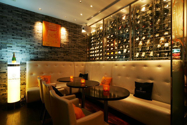 Eden Roppongi エデン ロッポンギ 旧店名 Gold 六本木一丁目 バー 食べログ