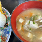 Daikokuken - 野菜も豆腐も入ってます。