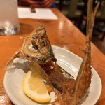 活魚創作料理 かず - お造りの活鯵は＋200円で骨せんべいにして貰えます
