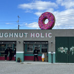 DOUGHNUT HOLIC - 