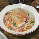 お食事処 だんらん日和 - 本日のランチ(¥1,650) 自家製トマトドレッシングのサラダ