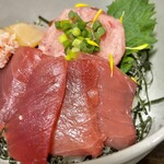 お食事処 だんらん日和 - 本日のランチ(¥1,650) メイン：ねぎとろ鉄火丼