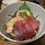 お食事処 だんらん日和 - 本日のランチ(¥1,650) メイン：ねぎとろ鉄火丼