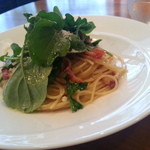 ファットリーア エッセ - ルッコラたっぷり！ルッコラとパンツェッタのパスタ