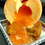 しょこら亭 - 中身のとろとろソースがうまー！！！