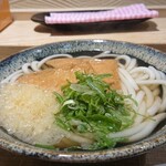 ヨリミチ - きつねうどん  390円