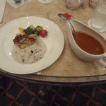 サロン・ドゥ・カフェ - 18穀米で食べる、チキンと野菜入り「薬膳カレー」