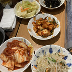 モンシリ - 食べ放題おかわり自由キムチ