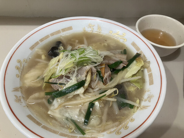 献の家 - 岩城みなと（ラーメン）の写真