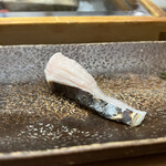 すし匠 - 鰆のにぎり塩柚子味