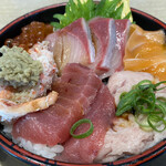 金沢海鮮丼　もり家 - 