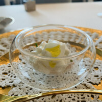 SALONE TOKYO - ①【前菜1】
                    茹で蛸2018/シチリア
                    ★ 浅利出汁+馬鈴薯のクリーム、オレンジ風味のオリーブ油掛け