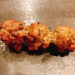 炭火焼鳥　榊 - 肉団子炭の香ばしさが良い\(//∇//)\